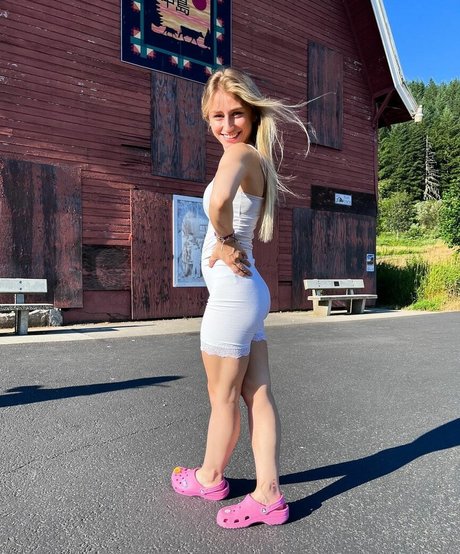 Hailey Azure onlyfans nude content