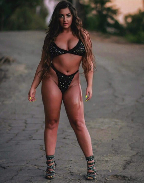 Nikiamarshalll onlyfans nudes leaks