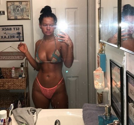 Kymber Sauerwine onlyfans naked