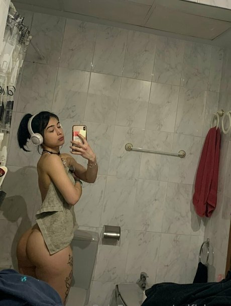 selfishara hot onlyfans