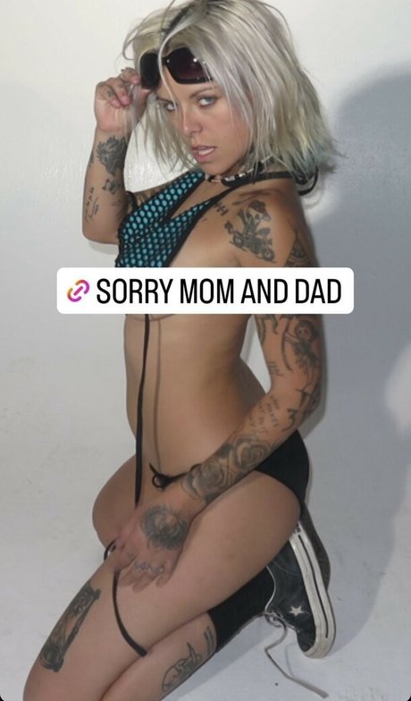 Lauren Sanderson onlyfans explicit content