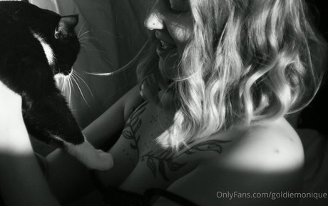 goldiemonique onlyfans archive