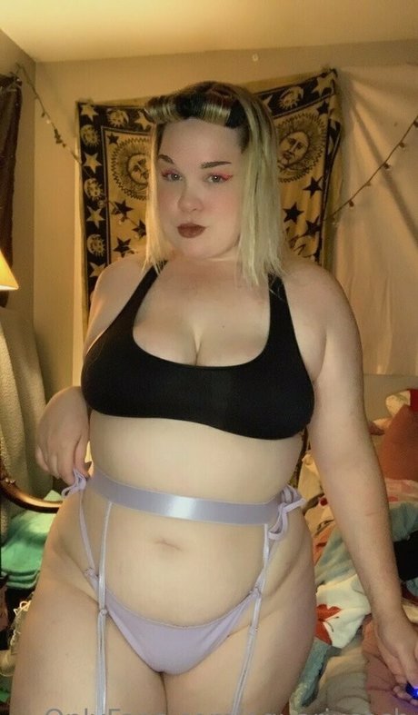 aquariusash onlyfans leaked