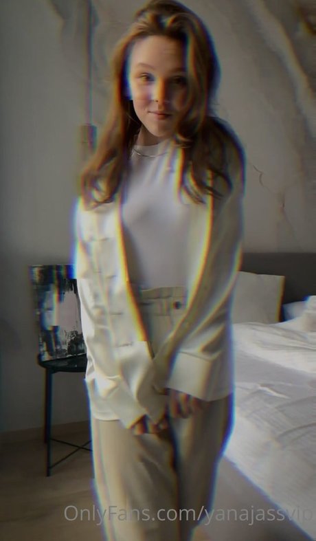 yanajassvip porn onlyfans