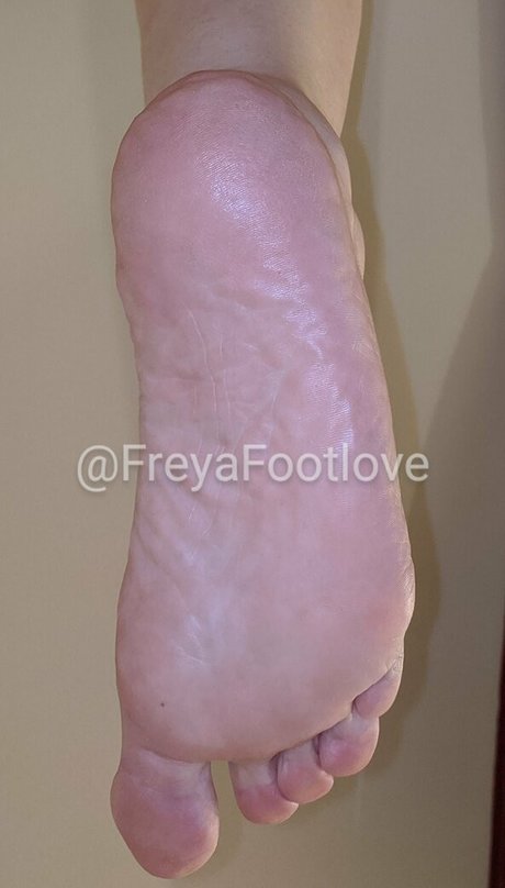 freyafootlove onlyfans nude