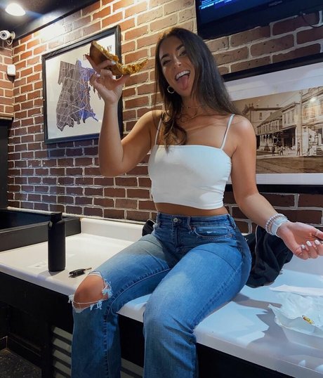 Krystin Fulton nude onlyfans