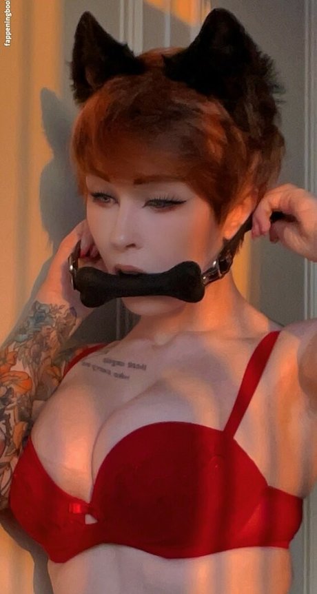 Emberwolf nude leaked onlyfans