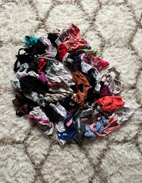 stormiskiesfreee only fans nudes