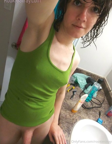 rookiestray onlyfans sextape