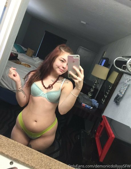 demonicdollyyysfw free onlyfans