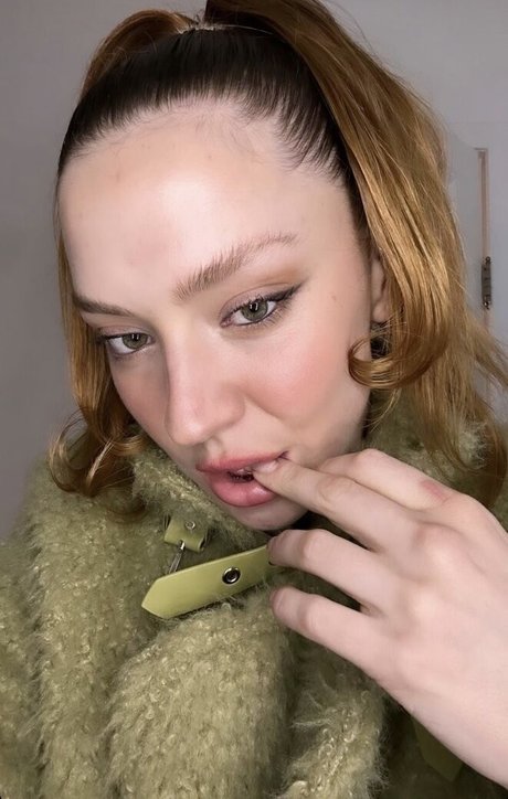 Luna Montana nude only fans leaks