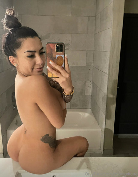 angeliquelesperance onlyfans archives