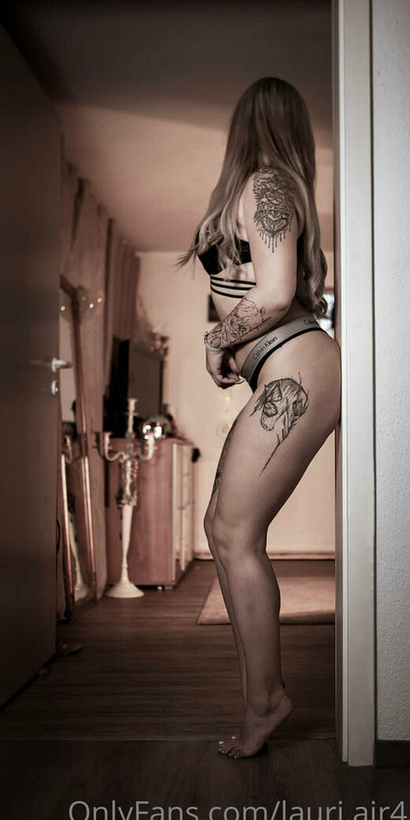 lauri air4 leaked onlyfans pics