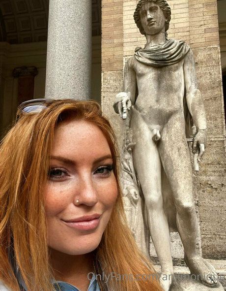 anjimonique boobs onlyfans