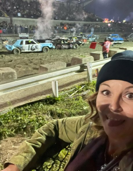 canadian cougar onlyfans content type