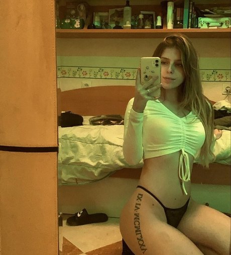 mariahelwe nude leaked onlyfans