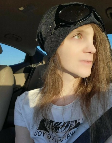 Hexakush naked only fans