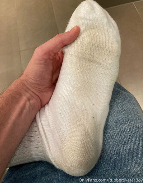 rubberskaterboy leaked onlyfans pictures