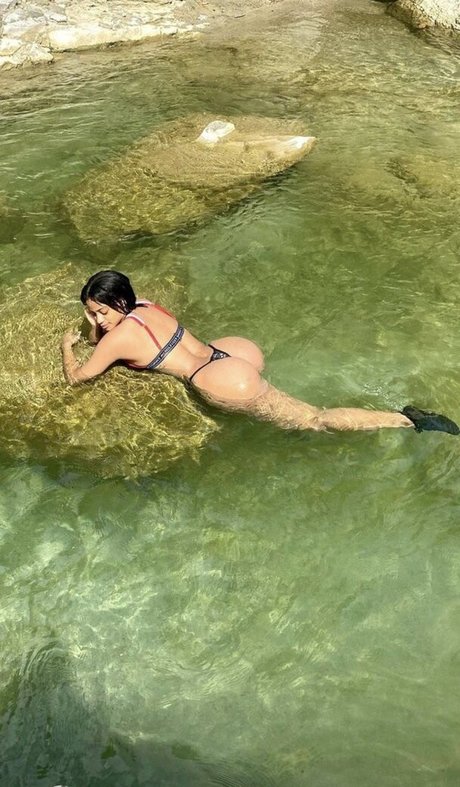 Lisettrey strip onlyfans