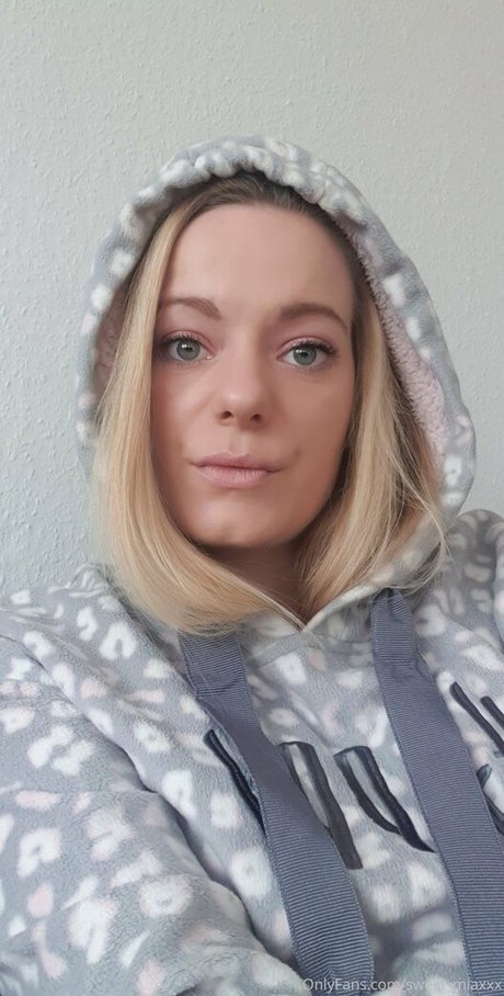 sweet miaxxx only fans leak nude