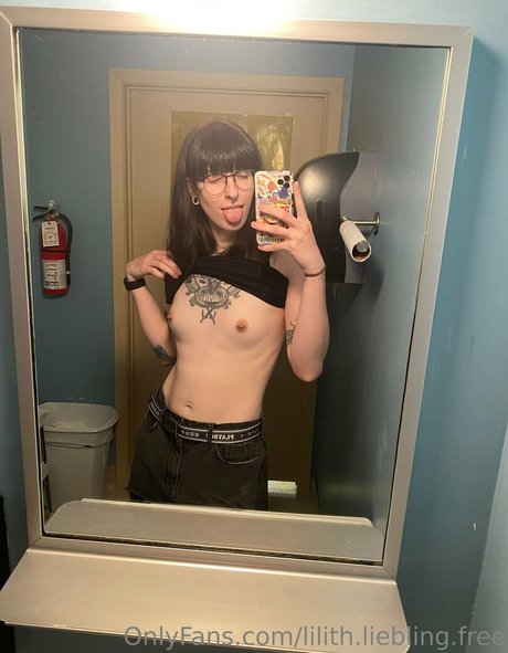 lilith liebling free nude on onlyfans