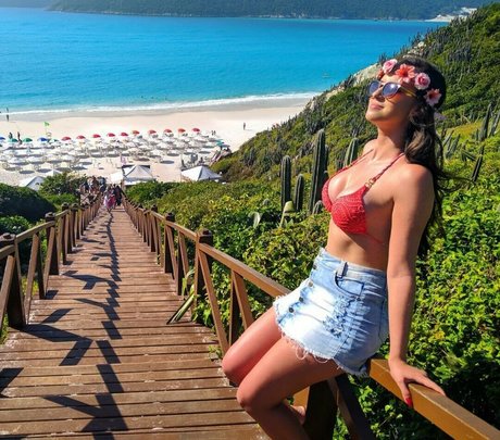 Alinedls Aline Oliveira onlyfans leaked sex