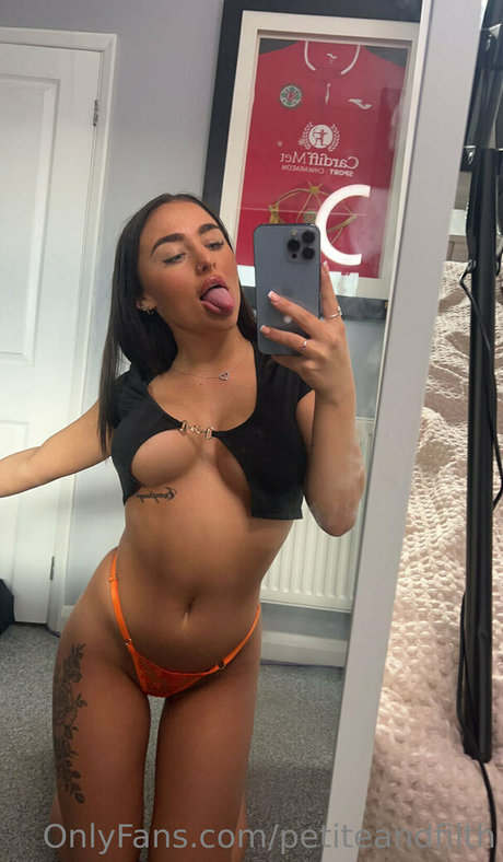 Petiteandfilth onlyfans nudes