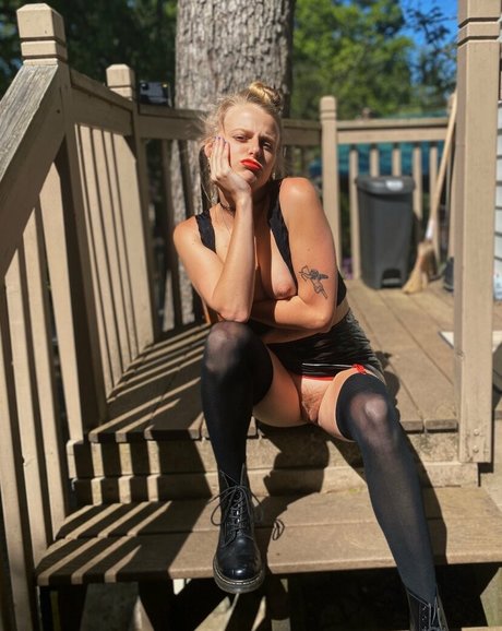 Heavemlysworld onlyfans content leaked