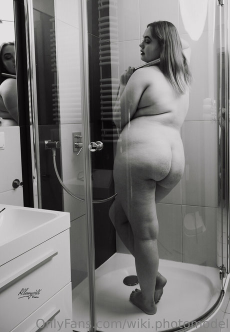 wiki photomodel leak only fans