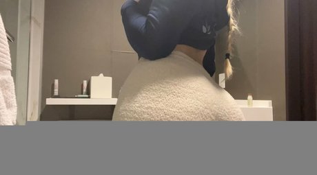 bootybyshel2 onlyfans hot