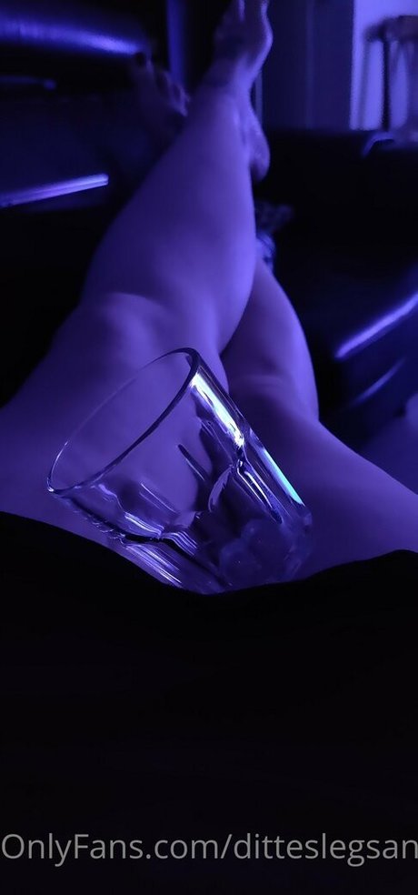 ditteslegsandfeet onlyfans content