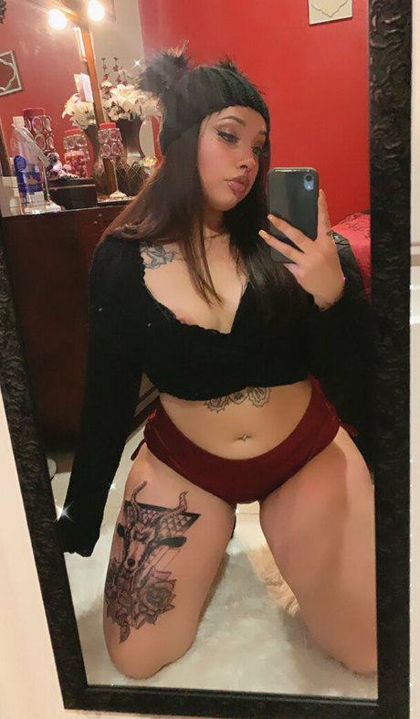 diabla mamiiii leaked onlyfans photos