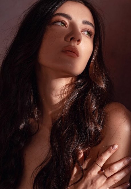 bryunetka ann topless onlyfans