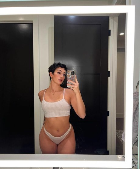 Gianna Evelyn leak onlyfans nude