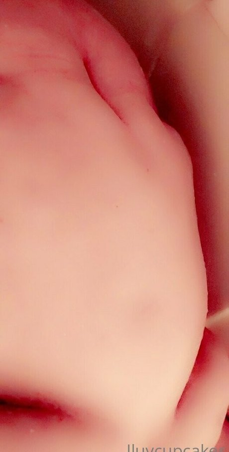 iluvcupcakes onlyfans leak ass
