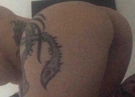 Carina Rosa Silveira ass onlyfans