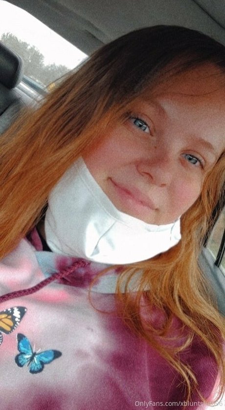 xbluntslut696 onlyfans hot