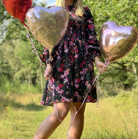 lillieinlace onlyfans leak naked