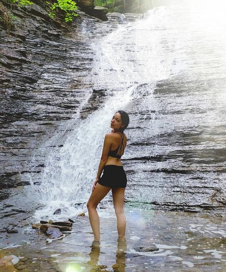 Xyla Foxlin naked onlyfans leak