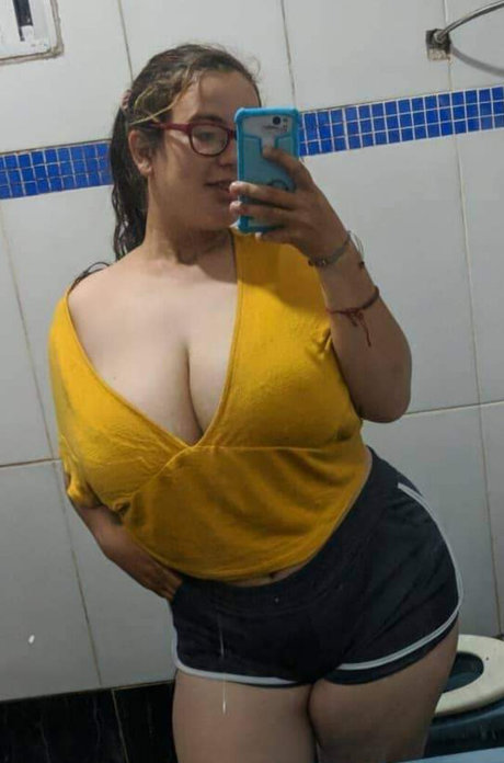 Abigail Ferreira onlyfans leakes