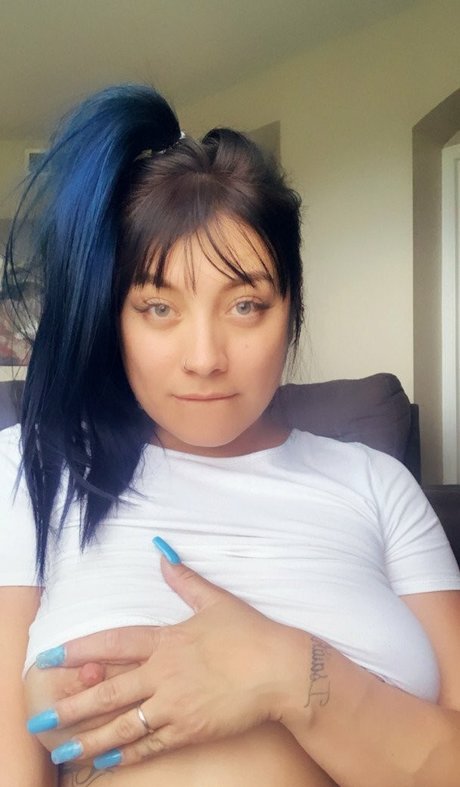 Baddy Bina onlyfans leak nudes