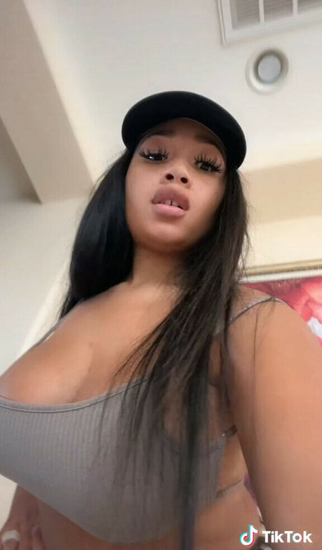Lexxiibaebie leaked onlyfans