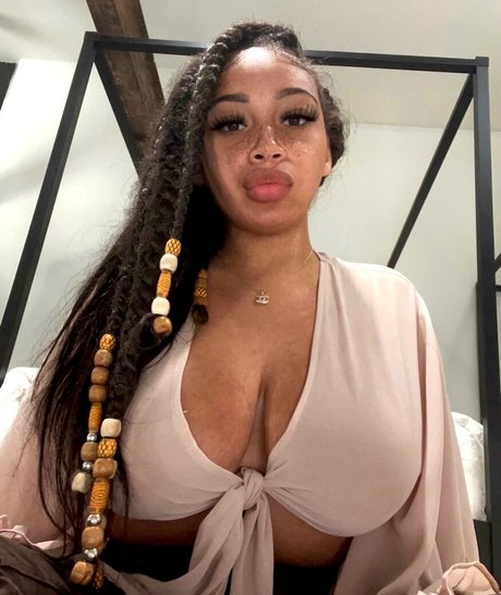 Lexxiibaebie new onlyfans leak