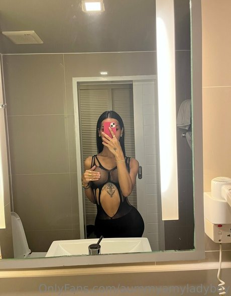 aummyamyladyboy onlyfans content type