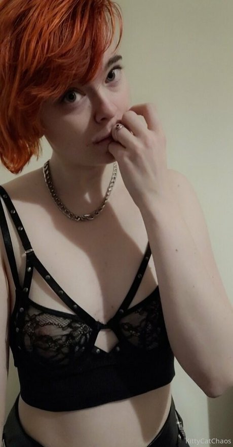 naughtylittlekitten93 onlyfans leakes