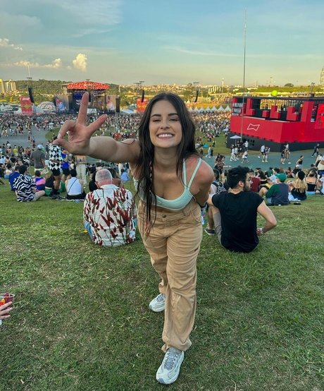 Beatriz Bottino onlyfans model photos