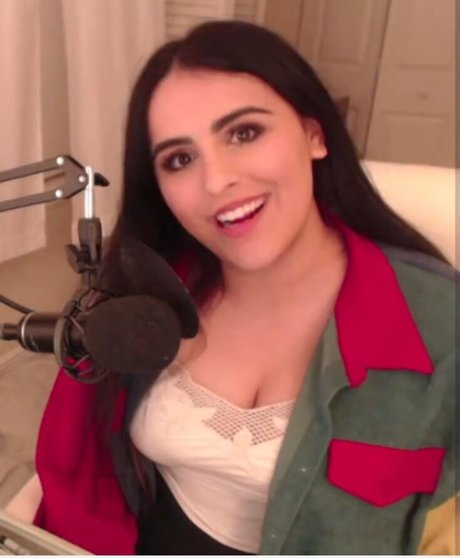 Alliebeemac only fans pictures