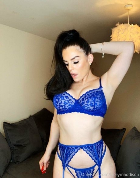 curvy fuck onlyfans hot plate