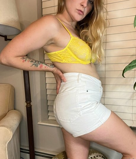 ryliehaze420 onlyfans pics nude