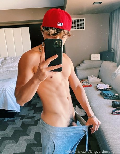 prettyboyaedan onlyfans nudes leaked